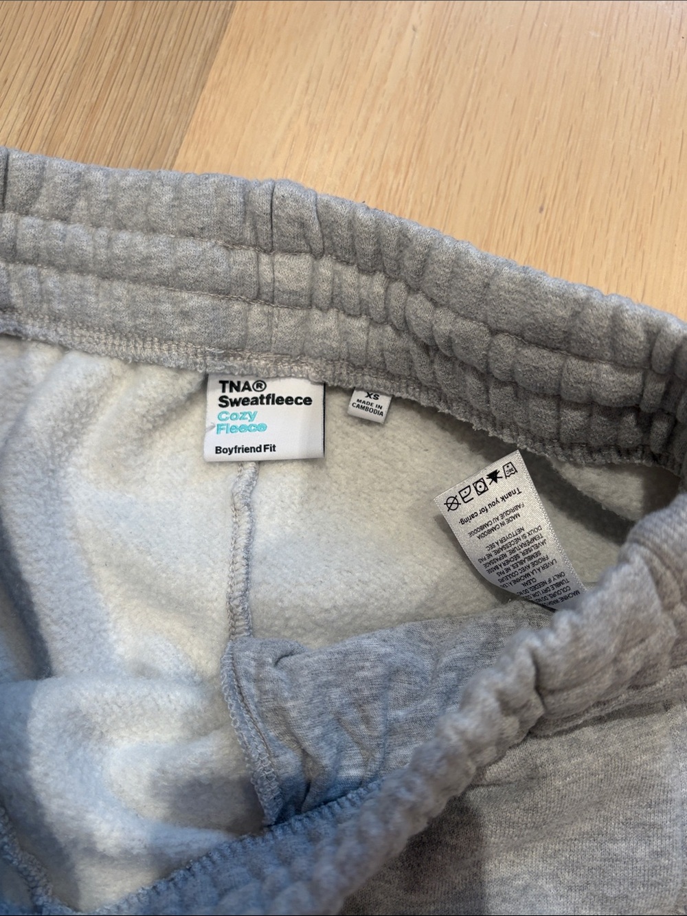 TNA Grey Rib-Panel Sweatpants - Picture 3 of 4